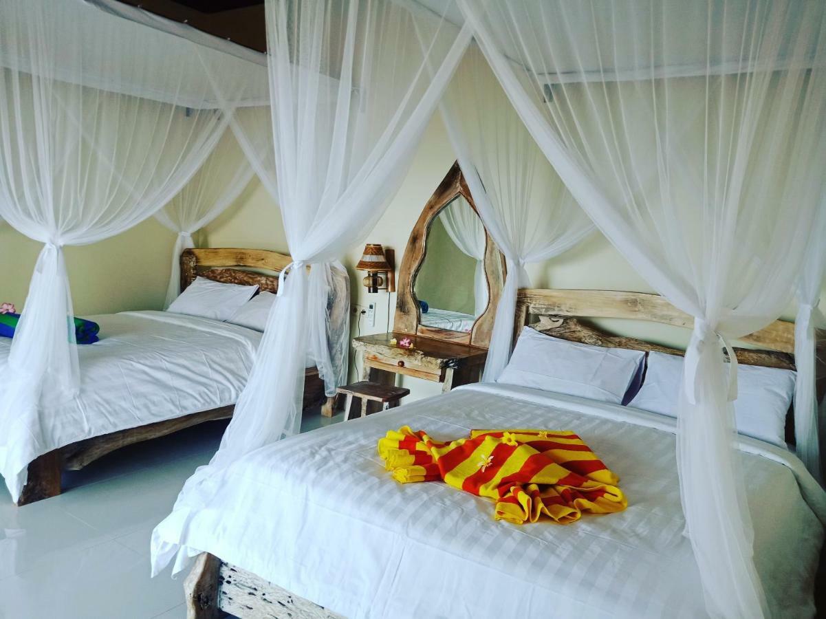 Bamboo Bali Hill Bungalows Амед Екстер'єр фото