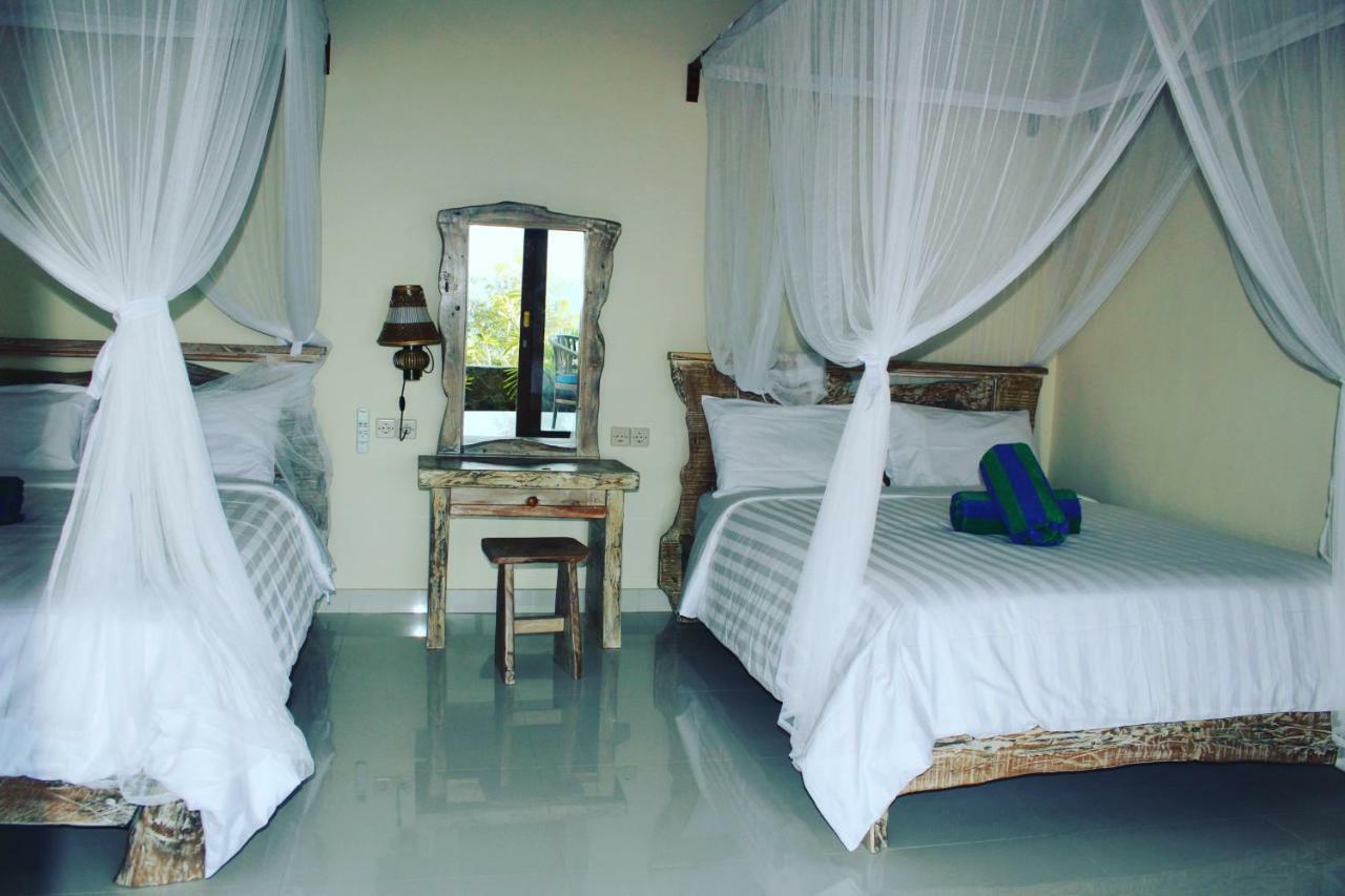 Bamboo Bali Hill Bungalows Амед Екстер'єр фото