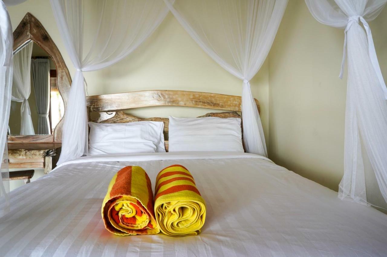 Bamboo Bali Hill Bungalows Амед Екстер'єр фото